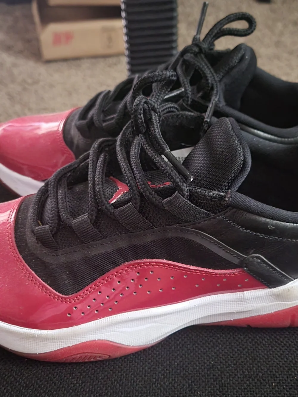 Jordan 11 CMFT Low Bred